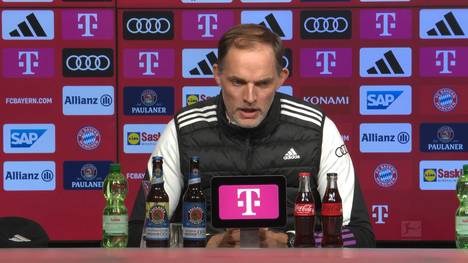 Bayern-Trainer Thomas Tuchel enthüllt auf der Pressekonferenz, dass ein Bayern-Star seit einer Weile verletzt spielt.