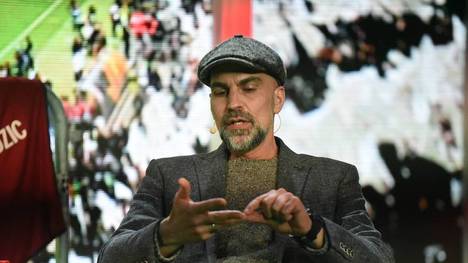 Markus Babbel hat das Auftreten von Bayern-Boss Oliver Kahn als Vorstandsvorsitzender in dieser Saison bemängelt. 