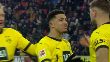 Jadon Sancho holt bei Dortmunds Auswärtsspiel in Köln einen Elfmeter raus und würde gerne selbst schießen. Doch Niclas Füllkrug gibt den Ball nicht frei - aus gutem Grund, wie Edin Terzic verrät.
