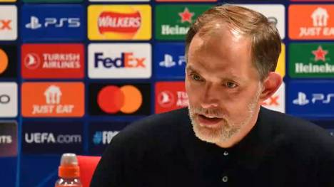 Das 2:2-Remis im CL-Viertelfinale gegen Arsenal hatte für Bayern-Trainer Thomas Tuchel Licht und Schatten. So beklagte der Deutsche den Ausfall von Serge Gnabry und lobte die Leistung von Kapitän Manuel Neuer.