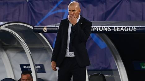 In der Liga blamierte sich Real Madrid jüngst gegen Cadiz, in der Königsklasse jetzt gegen Donezk. Trainer Zinedine Zidane nimmt die Schuld auf sich.