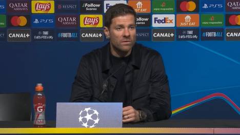 Xabi Alonso überraschte im Champions League Spiel gegen Stade Brest mit der Startaufstellung seiner Mannschaft. Trotz des Remis ist Alonso überzeugt von seinem Team.