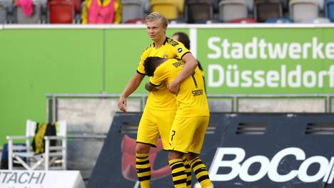 Beim 3:0-Sieg des BVB gegen Borussia Mönchengladbach gab es eine Szene bei den Gastgebern, die für etwas Aufsehen sorgte. Torjäger Erling Haaland klärte nach Abpfiff auf.