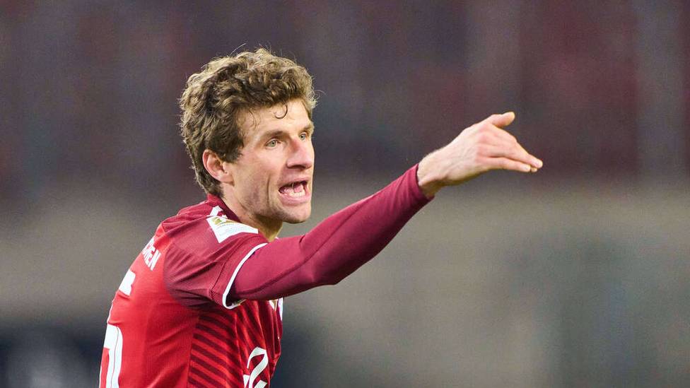 Liegt die besonders starke Leistung der Mannschaft an dem berüchtigten Bayern-Gen? Im Talk beim FC Bayern.tv bezog Thomas Müller Stellung.