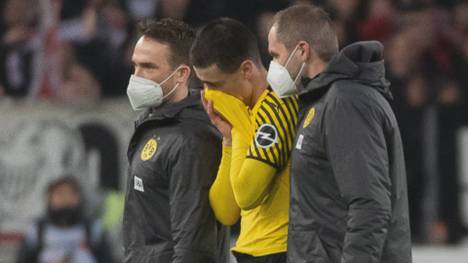 Die Verletzungssorgen bei Borussia Dortmund nehmen weiter zu. Für Gio Reyna ist die Saison durch eine Muskel- und Sehnenverletzung im Oberschenkel zugezogen und verpasst damit die restliche Saison. 