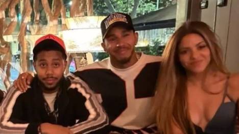 Shakira wurde nach ihrer Trennung von Gerard Pique beim Abendessen in Miami mit Lewis Hamilton gesichtet. Nun tauchten die beiden auch gemeinsam nach dem Grand Prix in Barcelona auf.