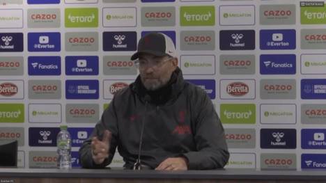 Jürgen Klopp macht sich nach dem Remis im Derby gegen Everton sorgen um Van Dijk und Thiago. Außerdem hadert er nach einem aberkannten Tor mit dem VAR.