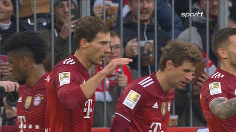 Leon Goretzka erzielt gegen Freiburg das 1:0. Der Bayern-Star denkt beim Jubel auch an seinen langjährigen Berater, der kürzlich verstorben ist.