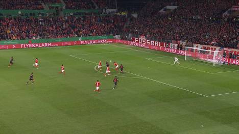 Erster Pflichtspielsieg für den FC Bayern im Jahr 2023. Beim 4:0-Erfolg in Mainz feierte Joao Cancelo einen Tag nach seiner Verpflichtung mit einem Assist einen gelungenen Einstand.