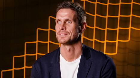 Der deutsche Nationalspieler Niclas Füllkrug wechselt von Werder Bremen zu Borussia Dortmund. Im Interview meldet sich Sebastian Kehl zu Wort und spricht über den Transfer-Coup!