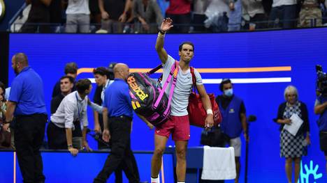 Kein 23. Grand-Slam Titel für Rafael Nadal. Im Achtelfinale der US-Open scheiterte der Spanier an Außenseiter Frances Tiafoe. Der Spanier lässt nach dem Spiel Raum für Spekulationen.