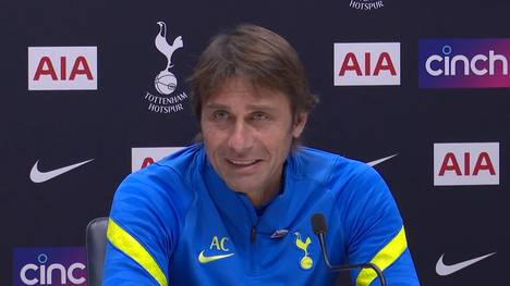 Antonio Conte schwärmt von Harry Kane. Der Stürmer der Spurs ist laut Conte ein Weltklasse-Mittelstürmer.